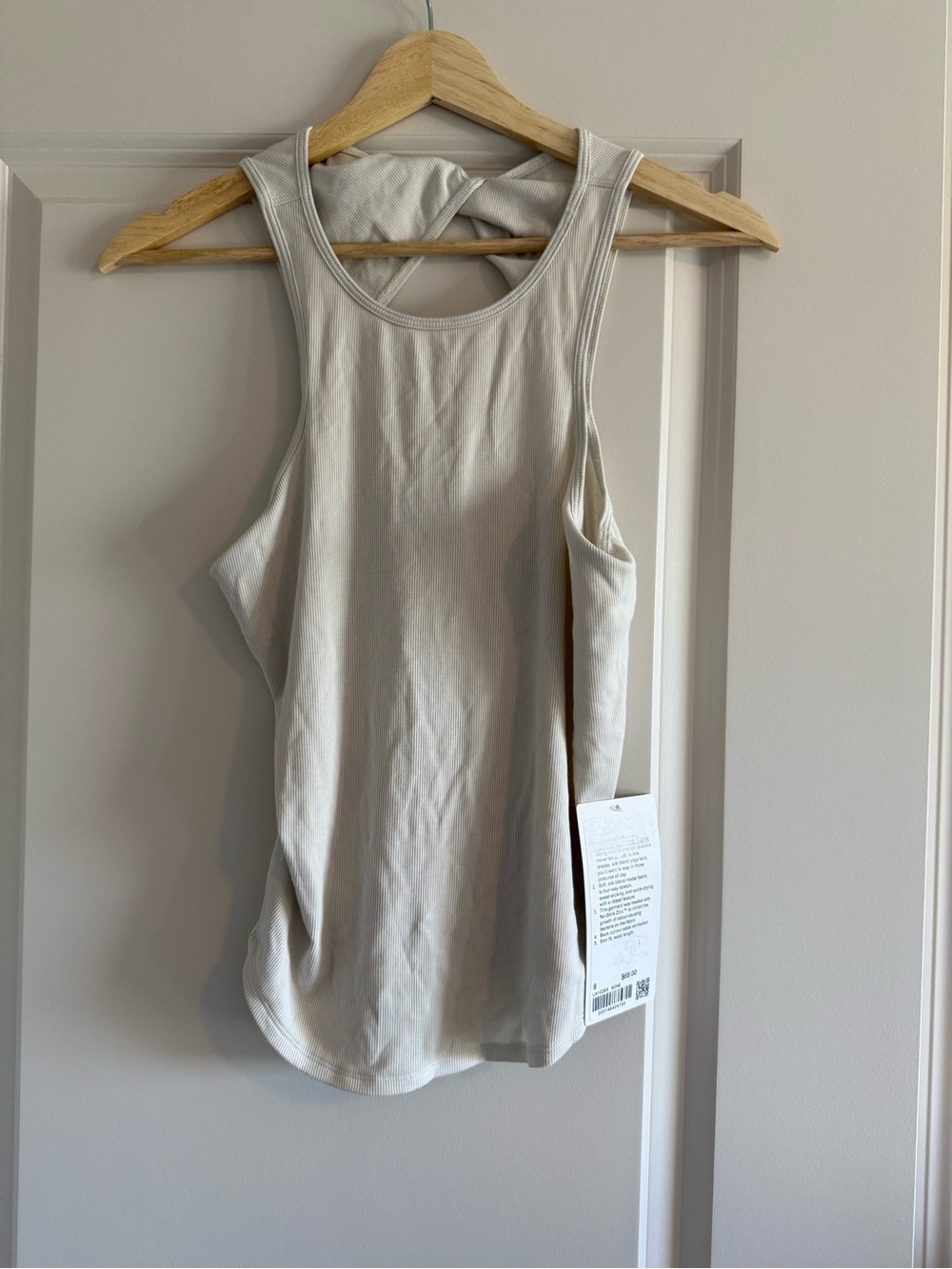Lululemon Ribbed Modal Silk Twist Back Yoga Tank Slim Fit Size 8 Bone NWT